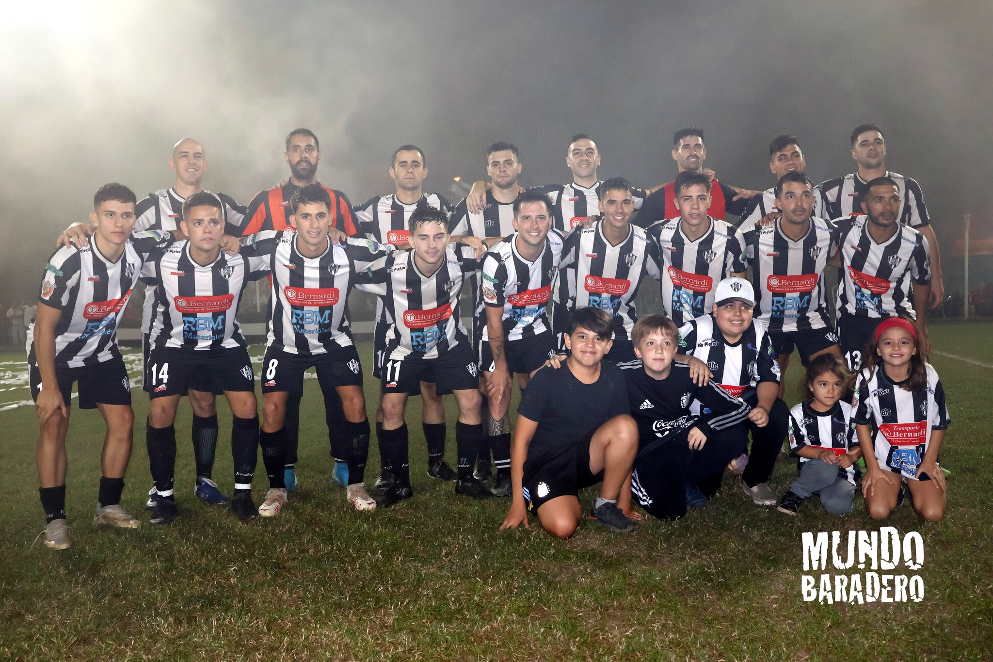 plantel de primera division del club atletico baradero